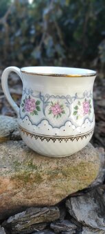 Retro porcelánový hrnek - 2