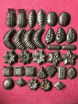 Formičky na cukroví starožitné - 2