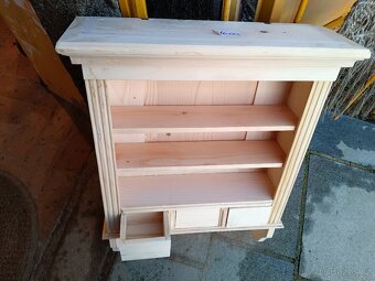 Dřevěná polička - 2