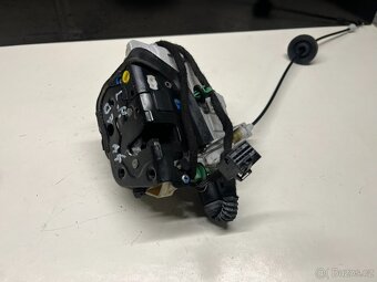 //Zámky Audi A4 B7 LP,LZ,PP,PZ // - 2