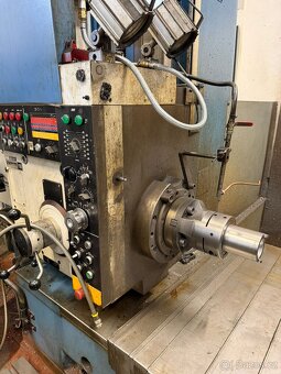 Vodorovná vyvrtávačka WH10NC - 2