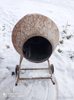 Míchačka betonu - 2