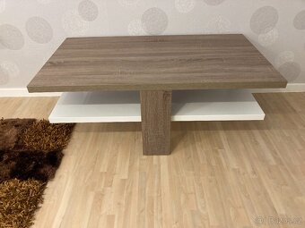 Prodám konferenční stolek - 2