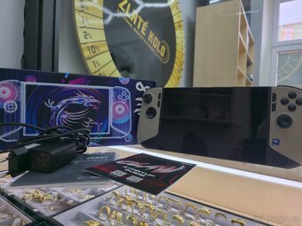 Prodám konzoli MSI Claw 8 AI+ A2VM-022CZ - 2