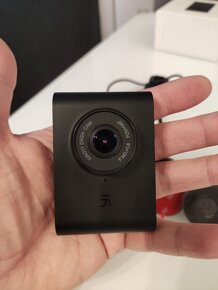 Auto kamera Xiaomi YI Nightscape Dash Camera s Wi-Fi - 2