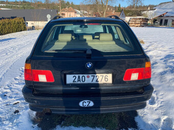 BMW 520i - 2