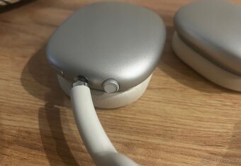 Apple airpods Max - bílá - 2
