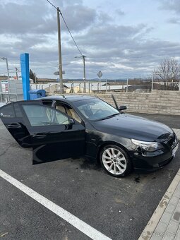 BMW E60 540i Invidual - 2
