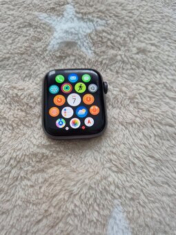 Apple Watch 5 44mm - 2