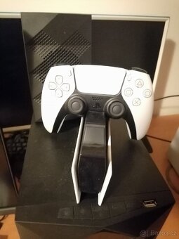 Playstation 5 pro s mechanikou a příslušenstvím - 2
