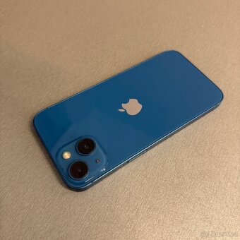 iPhone 13 128GB modrý, pěkný stav, 12 měsíců záruka - 2