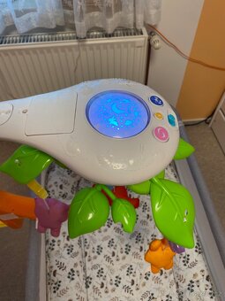Hrací kolotoč nad postýlku, Buddy toys - 2