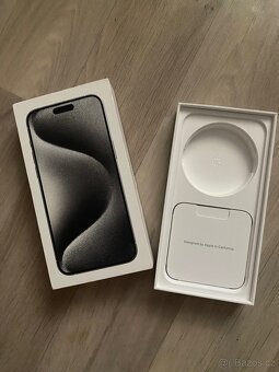 Krabička IPhone 15 Pro Max - 2