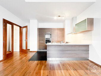 Pronájem bytu 3+kk, 89 m2, Praha – Nové Město - 2
