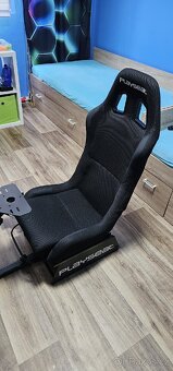 Herní závodní sedačka Playseat + příslušenství - 2