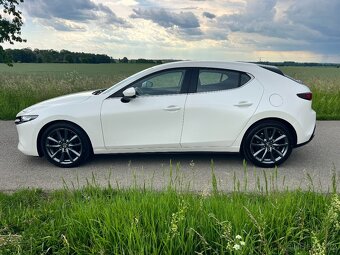 ► MAZDA 3 2.0i 90KW SPORTS G122 BOSE-LED-ACC-KAMERA - 2