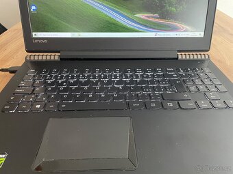 Lenovo Y520 - 2