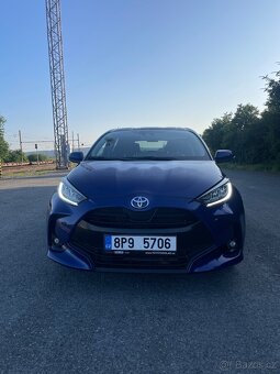 Toyota Yaris 1.5 92kw Automat + výbava ( rv. 2022 ) - 2