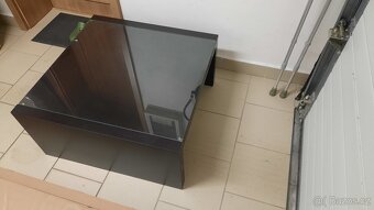 Stolek IKEA - 2