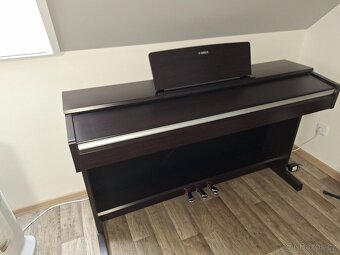 Yamaha YDP 143R - 2