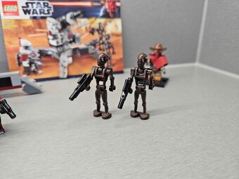 LEGO STAR WARS 9488 Elite Clone Trooper & Commando Droid Bat - 2