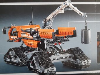 LEGO Technic "Polární pásák" - 2