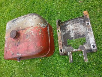 Nádrž Zetor 15 - 2