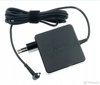 ASUS 19 V 3,42 A 65 W – originální nabíječka (4,0×1,35 mm) ✅ - 2
