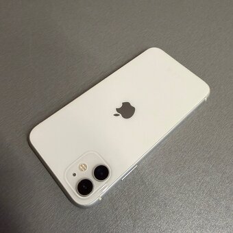 iPhone 11 256GB bílý, 100% baterie, rok záruka - 2