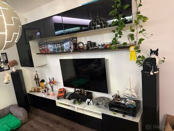 Obyváková stěna IKEA - 2