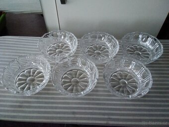 Skleněné misky sada 6 kusů. - 2