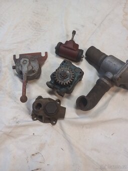 Díly na traktor Zetor - 2