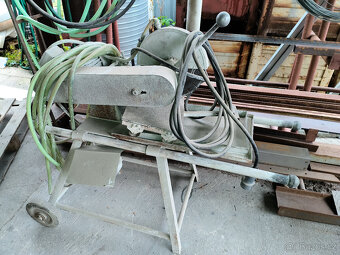 Elektrická řezačka na betonové dlažby - 2