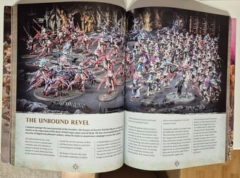 P: Warhammer AoS, knihy a White Dwarf - 2