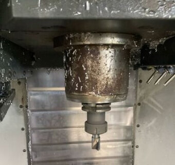 Obráběcí centra - vertikální  VF 2SS - 2