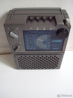 Rádio TESLA Avanti 2, typ 2835 AB - 2