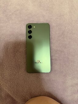 Prodám telefon 8000 či - 2