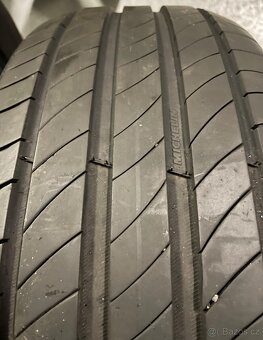 Letní pneu 4ks Michelin 215/60/17 85% - 2