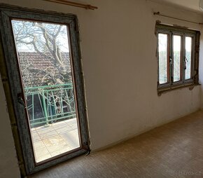 Plastová okna - 9ks - 2