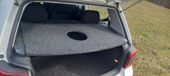 Plato na repro Golf 4 / Golf IV - 2