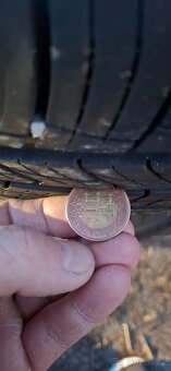 Letní pneu 215/65 R16 - 2