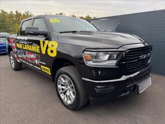 RAM 1500 5,7 V8 E-Torque  Laramie Crew Cab (2024) - 2