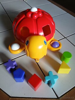 Želva s vkládacími otvory - 2