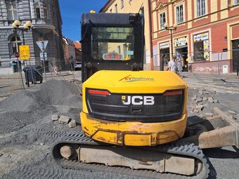 Pásové rypadlo JCB 67C-1 - 2