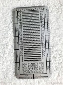 Zoubkoměr filatelistický - 2