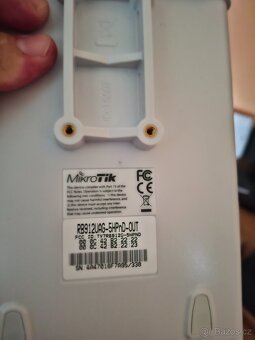 MikroTik RouterBOARD BaseBox 5, 600MHz CPU, 64MB RAM, 1x LAN - 2