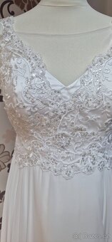 Prodám bílé šaty na věneček vel.38 - 2