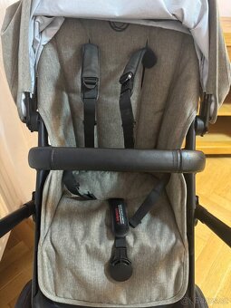 SLEVA 70%_Bugaboo fox 2 like new - 2