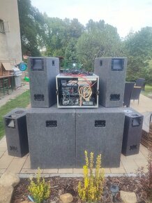 Zvuková aparatura z klubu - 2