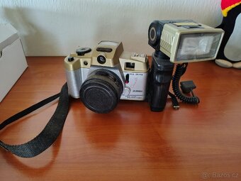 Fotoaparáty Canomatic DL2000A a Polaroid 635CL - 2